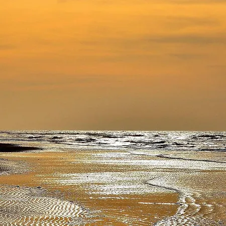 100 Qm Solgard Mit Balkon Ueber Den Daechern Toennings, Nahe St Peter Ording Und Der Nordsee * Tönning