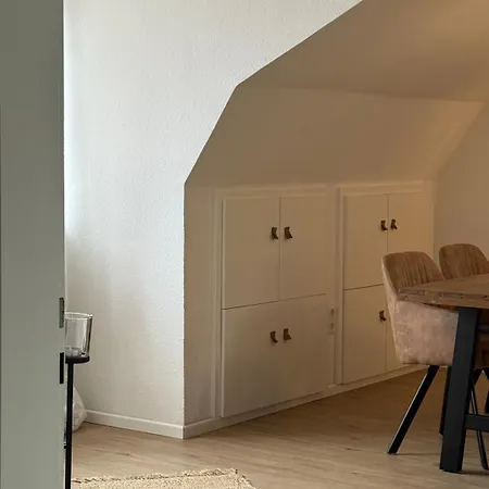 Lejlighed 100 Qm Solgard Mit Balkon Ueber Den Daechern Toennings, Nahe St Peter Ording Und Der Nordsee