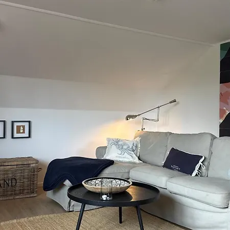 100 Qm Solgard Mit Balkon Ueber Den Daechern Toennings, Nahe St Peter Ording Und Der Nordsee Tönning