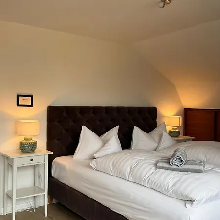 Lejlighed 100 Qm Solgard Mit Balkon Ueber Den Daechern Toennings, Nahe St Peter Ording Und Der Nordsee