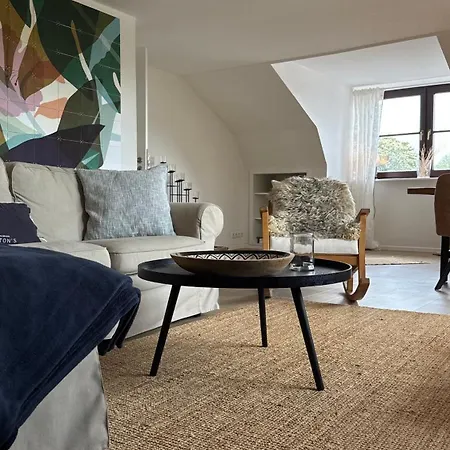 Lejlighed 100 Qm Solgard Mit Balkon Ueber Den Daechern Toennings, Nahe St Peter Ording Und Der Nordsee