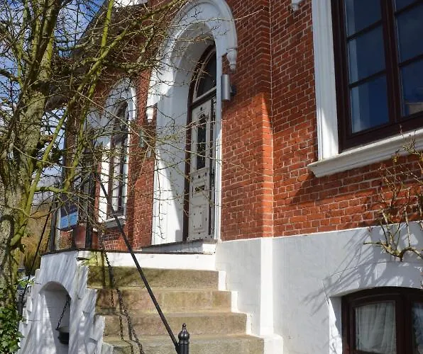 Solgard - Licht Ueber Den Daechern Toennings Appartamento